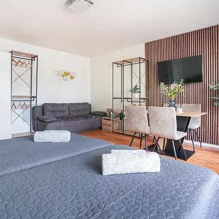 Komfort Mit Großem Balkon, Parkplatz&wifi - Nord * Bremen