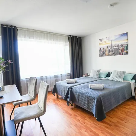Komfort Mit Großem Balkon, Parkplatz&wifi - Nord *