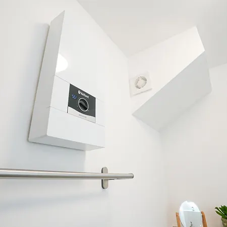 Komfort Mit Großem Balkon, Parkplatz&wifi - Nord
