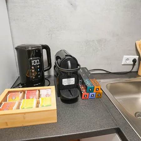 Apartment Komfort Mit Großem Balkon, Parkplatz&wifi - Nord *