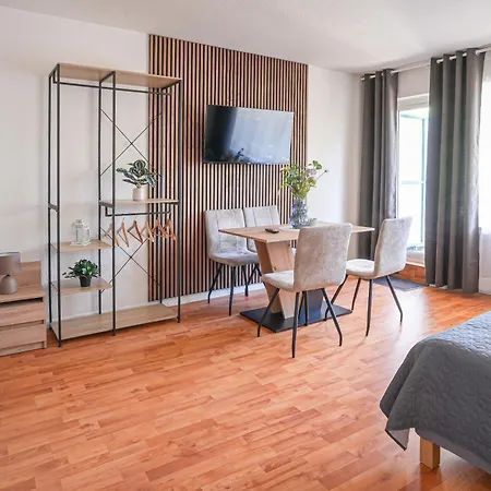 Komfort Mit Großem Balkon, Parkplatz&wifi - Nord Bremen